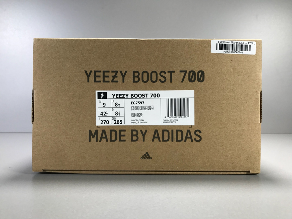 YEEZY BOOST  700 INERTI
