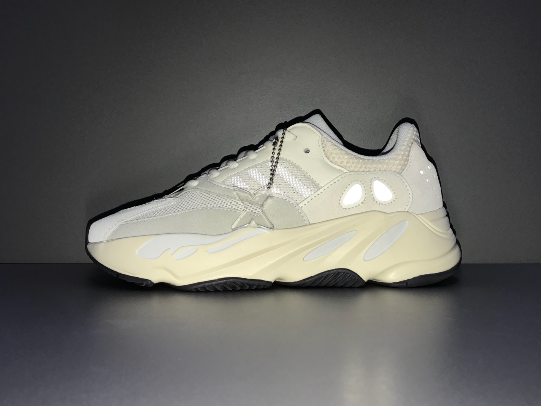 Adidas Yeezy 700 ANALOG