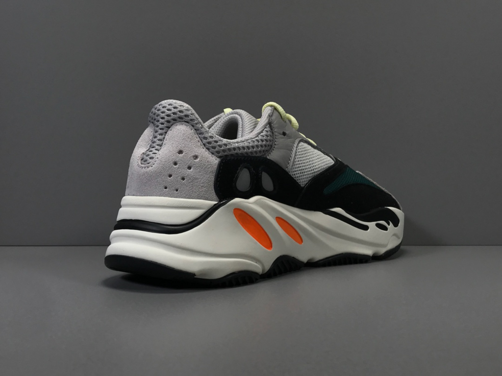 Adidas Yeezy 700 Wave