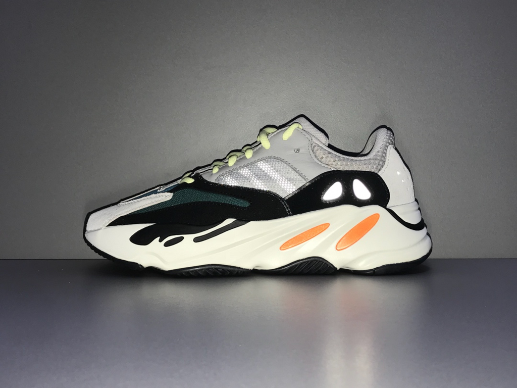 Adidas Yeezy 700 Wave