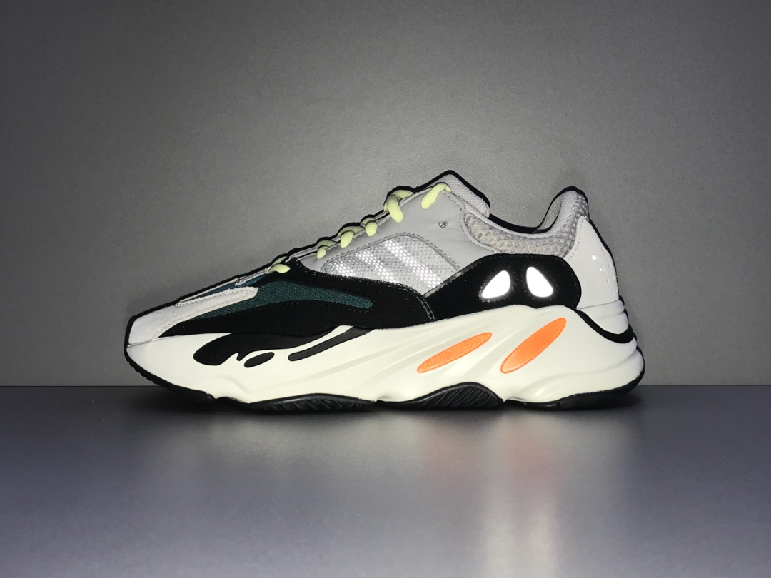 Adidas Yeezy 700 Wave