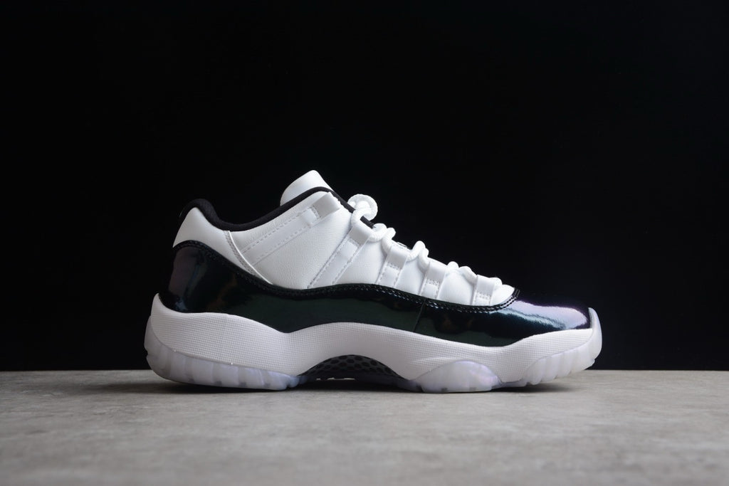Air Jordan 11 Low " Easter "