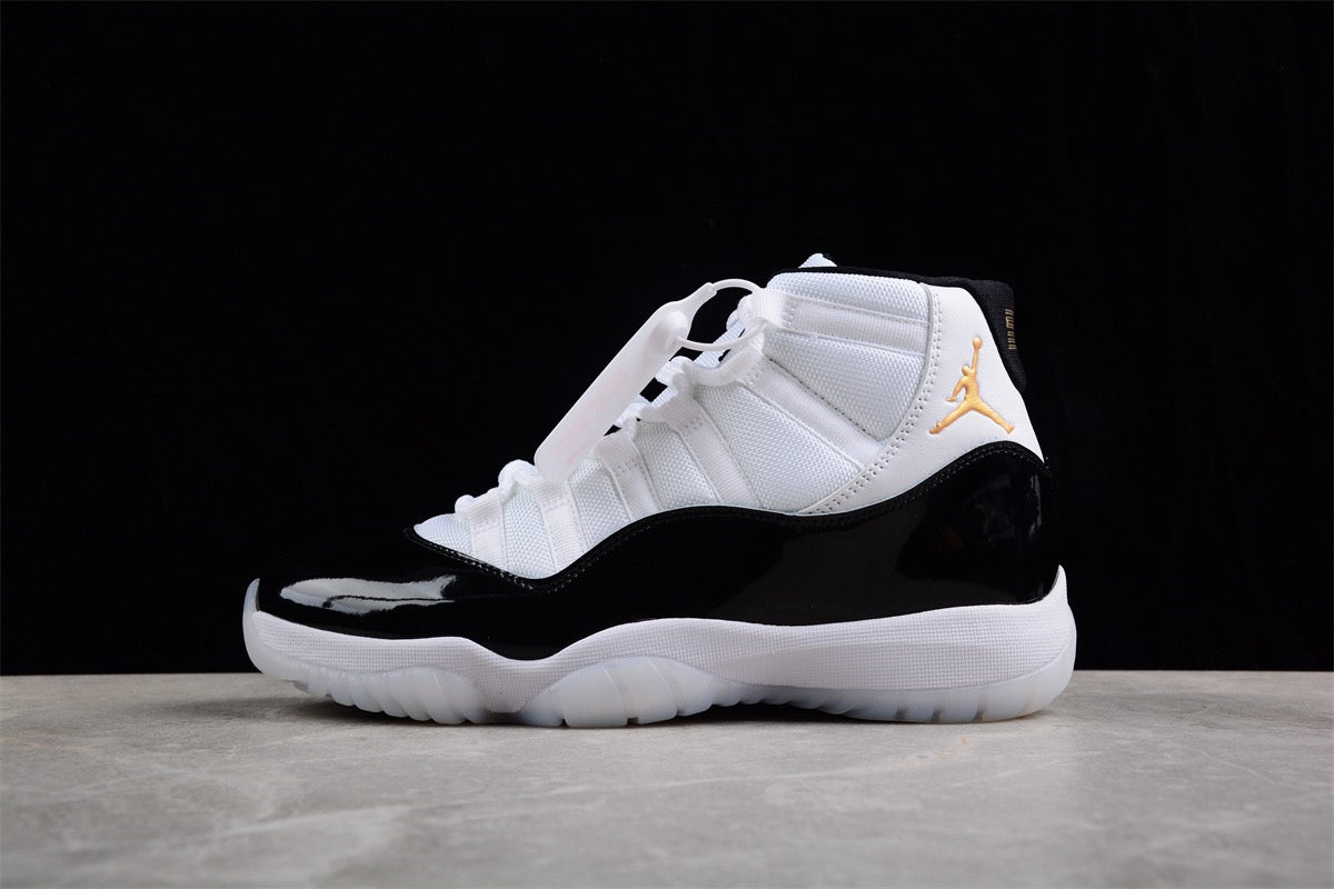 Air Jordan 11 Concord