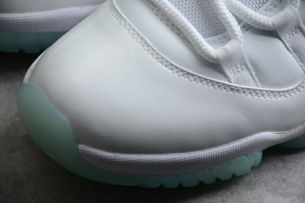 Air Jordan Retro 11 Low “Legend Blue”