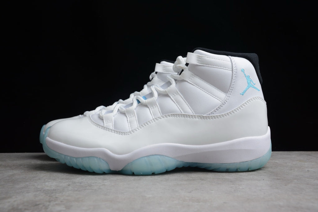 Air Jordan 11 "Legend Blue"