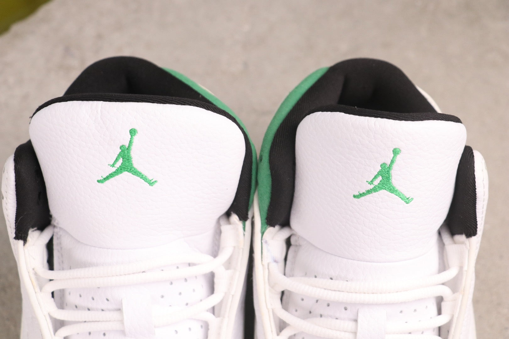 Air  13 “Luy Green”