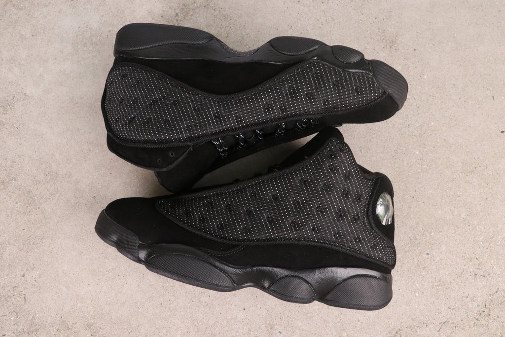 Air  13 “Black ”