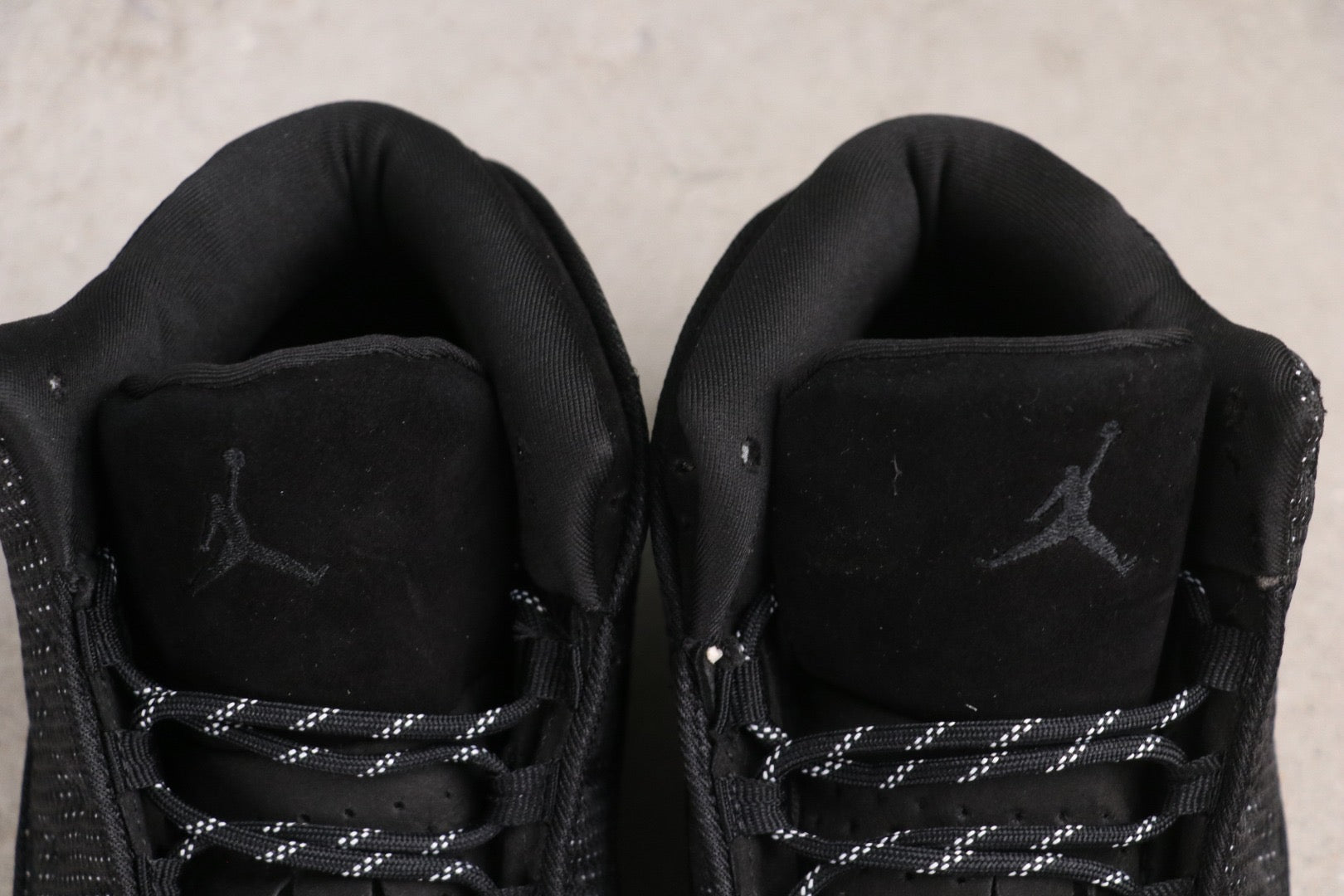 Air  13 “Black ”