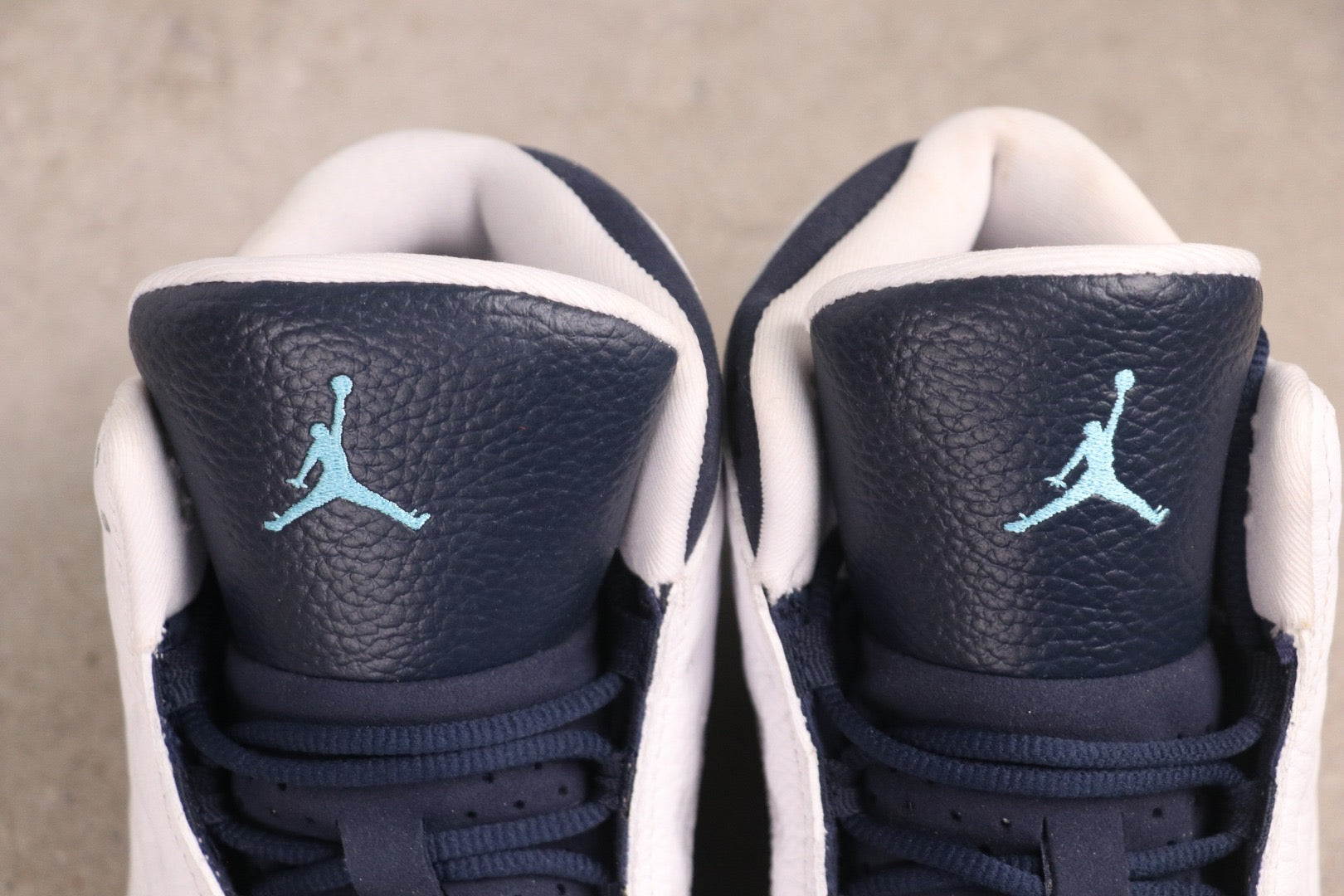 Air  13 “Obsidian”