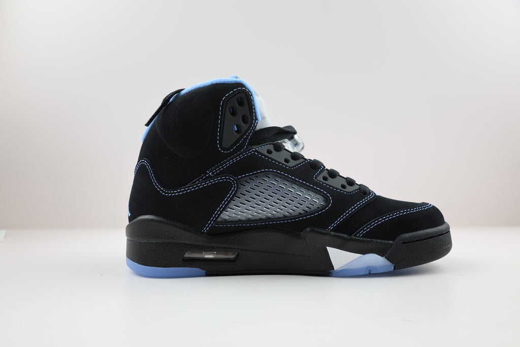 Air Jordan 5 Retro 'Black Carolina'
