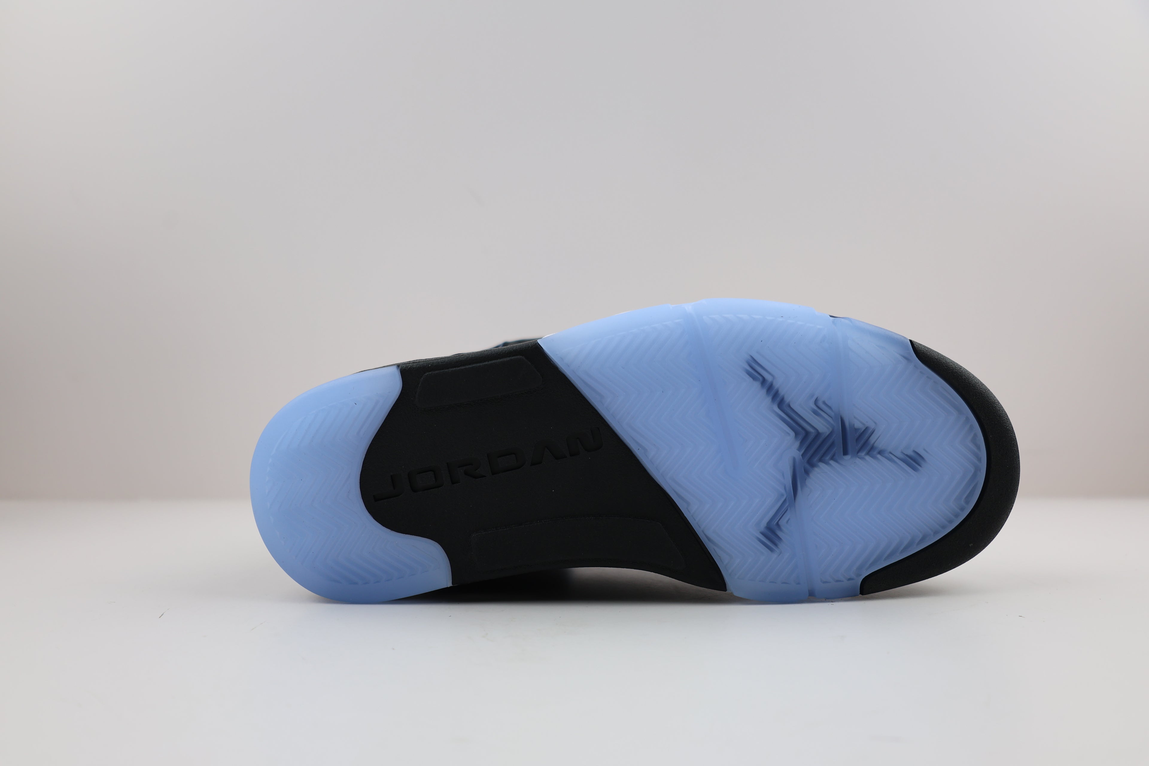 Air Jordan 5 Retro 'Black Carolina'