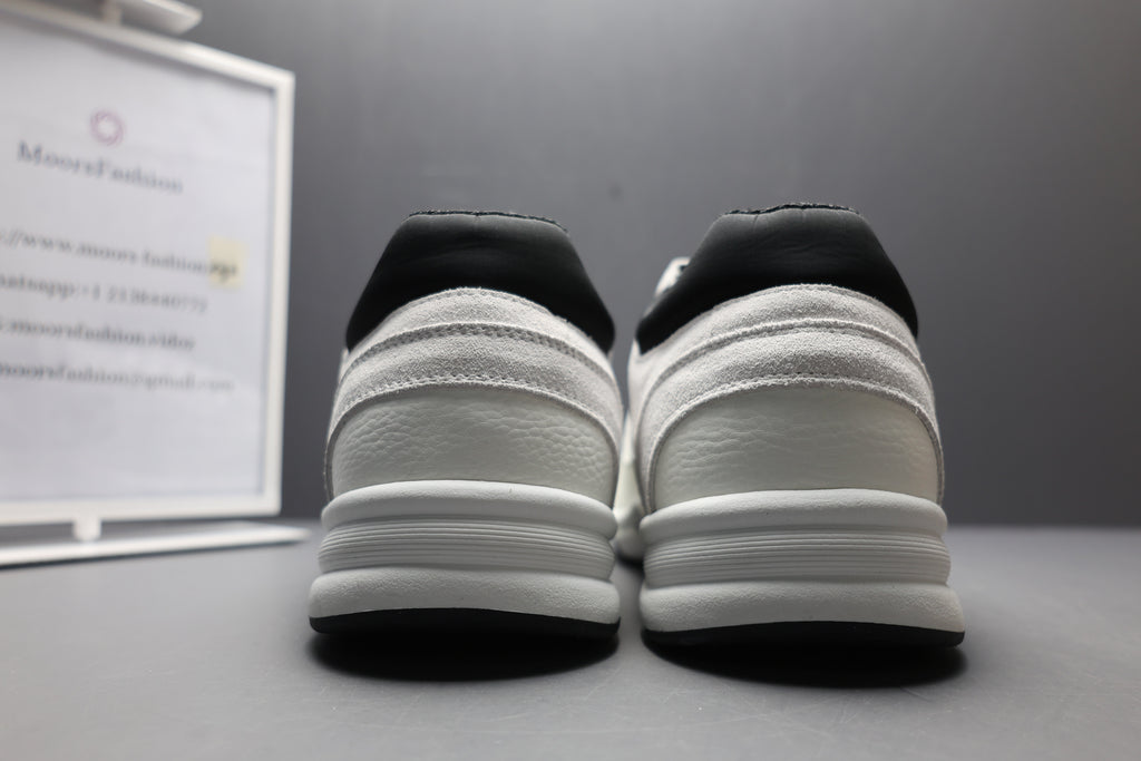 Chan*l Trainers