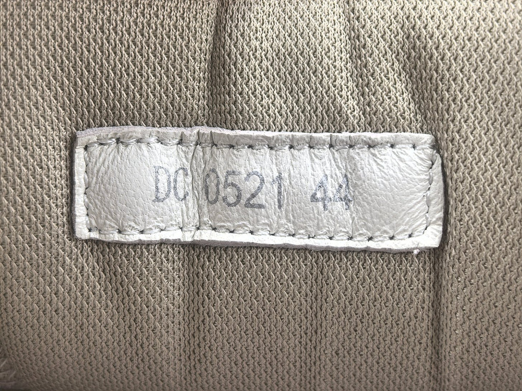 B30