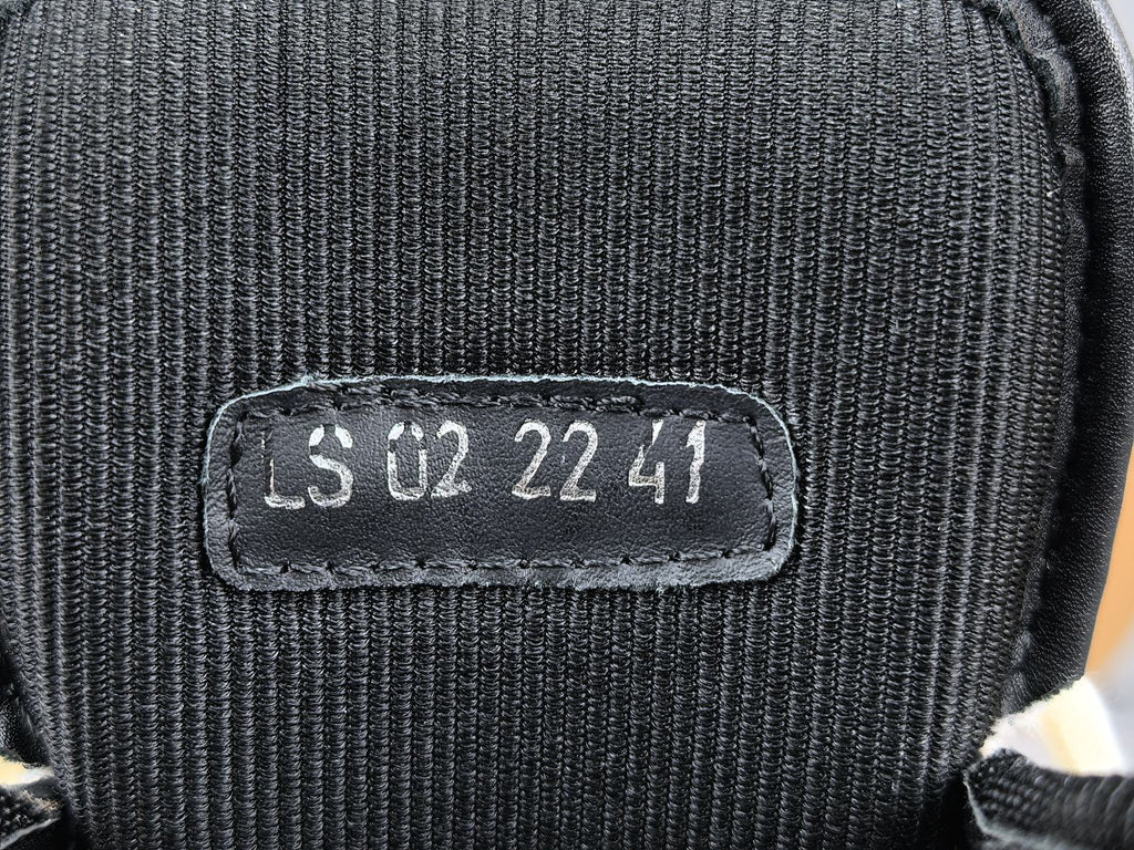 B27