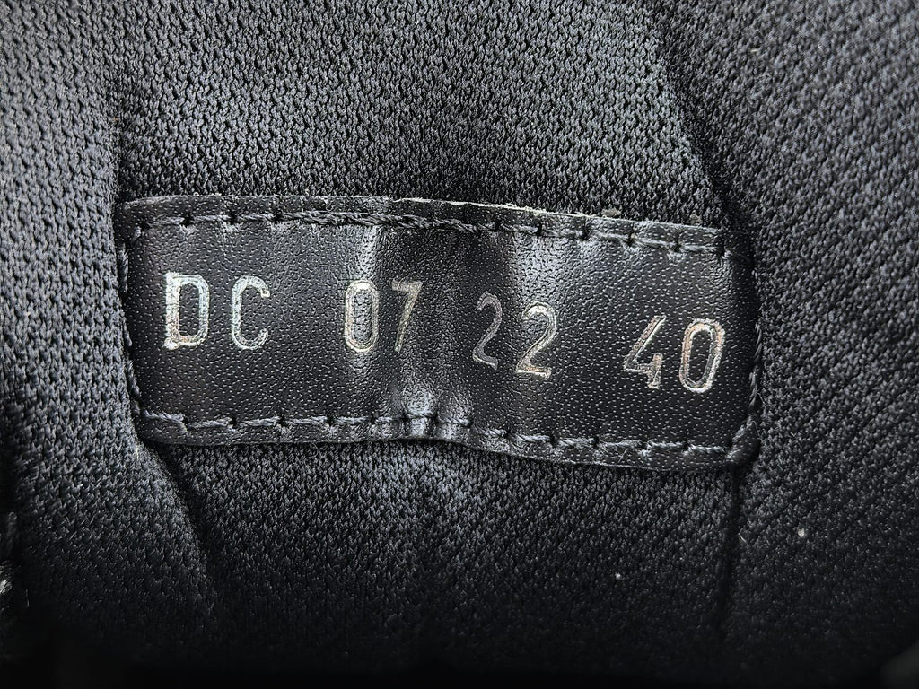 B30