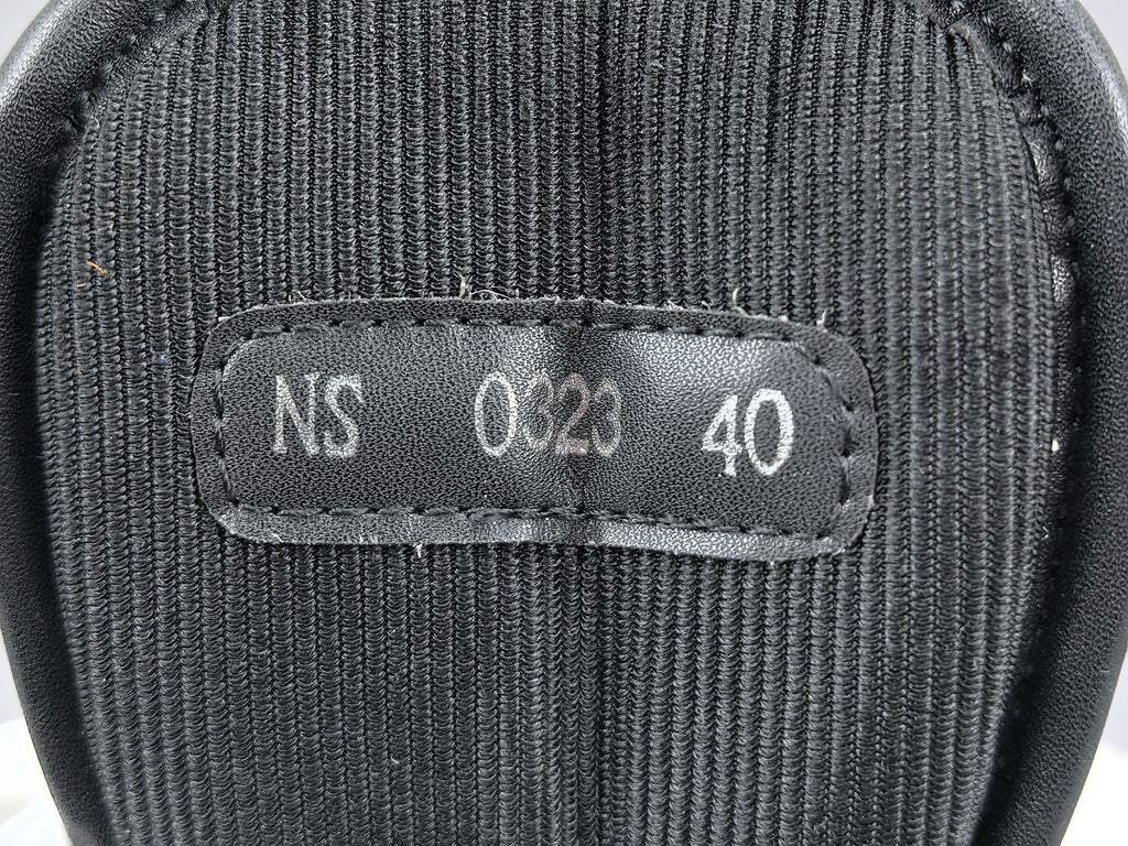 B27