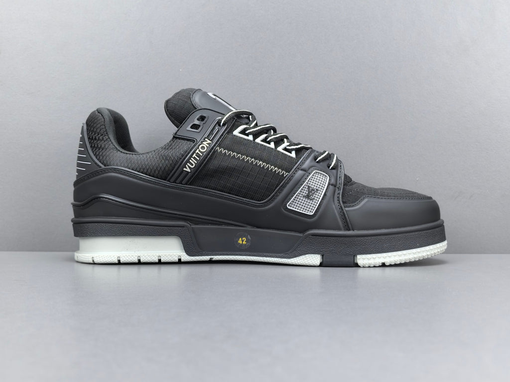 Lv Trainer