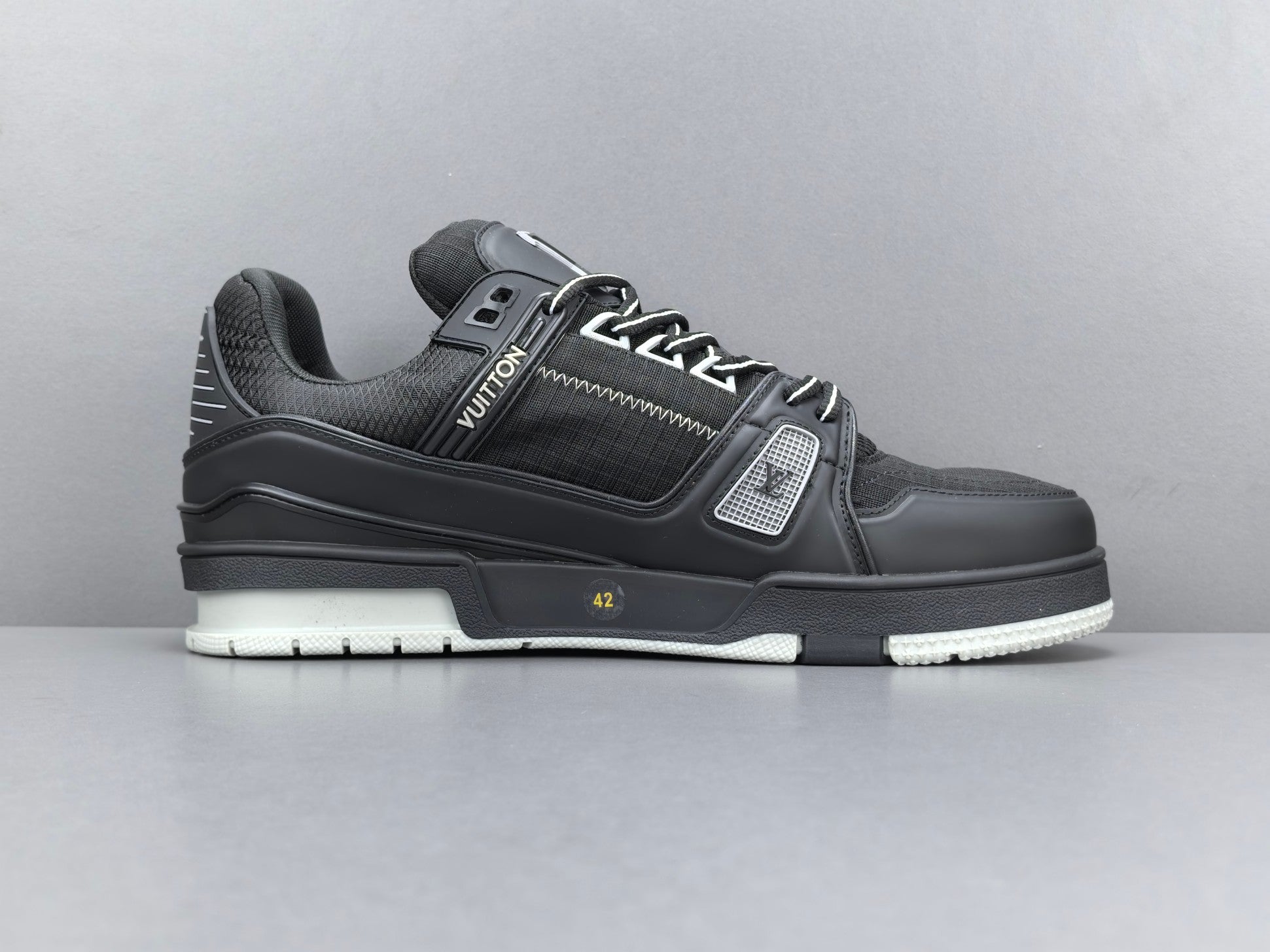 Lv Trainer