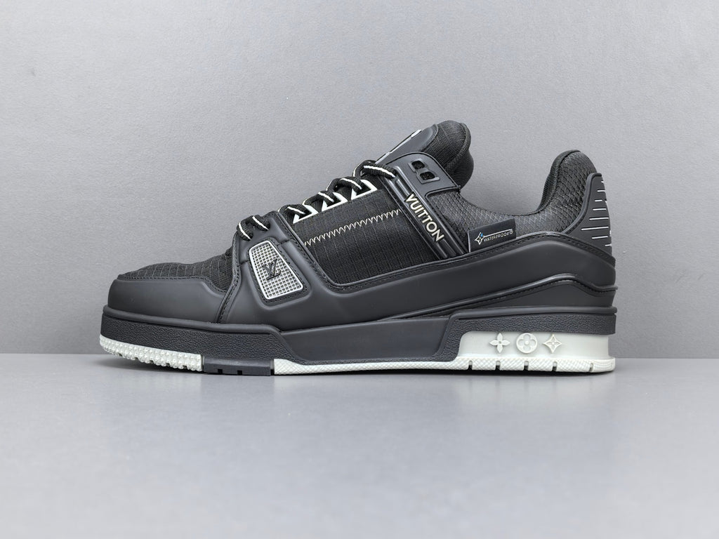 Lv Trainer