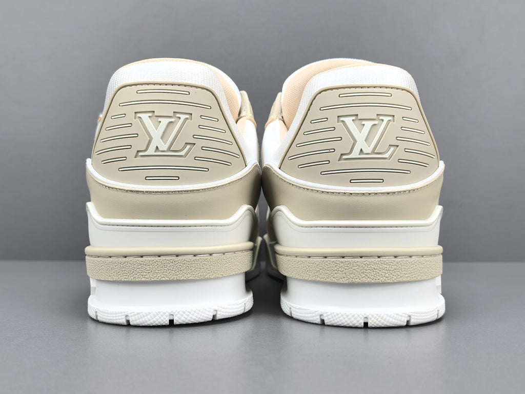 Lv Trainer