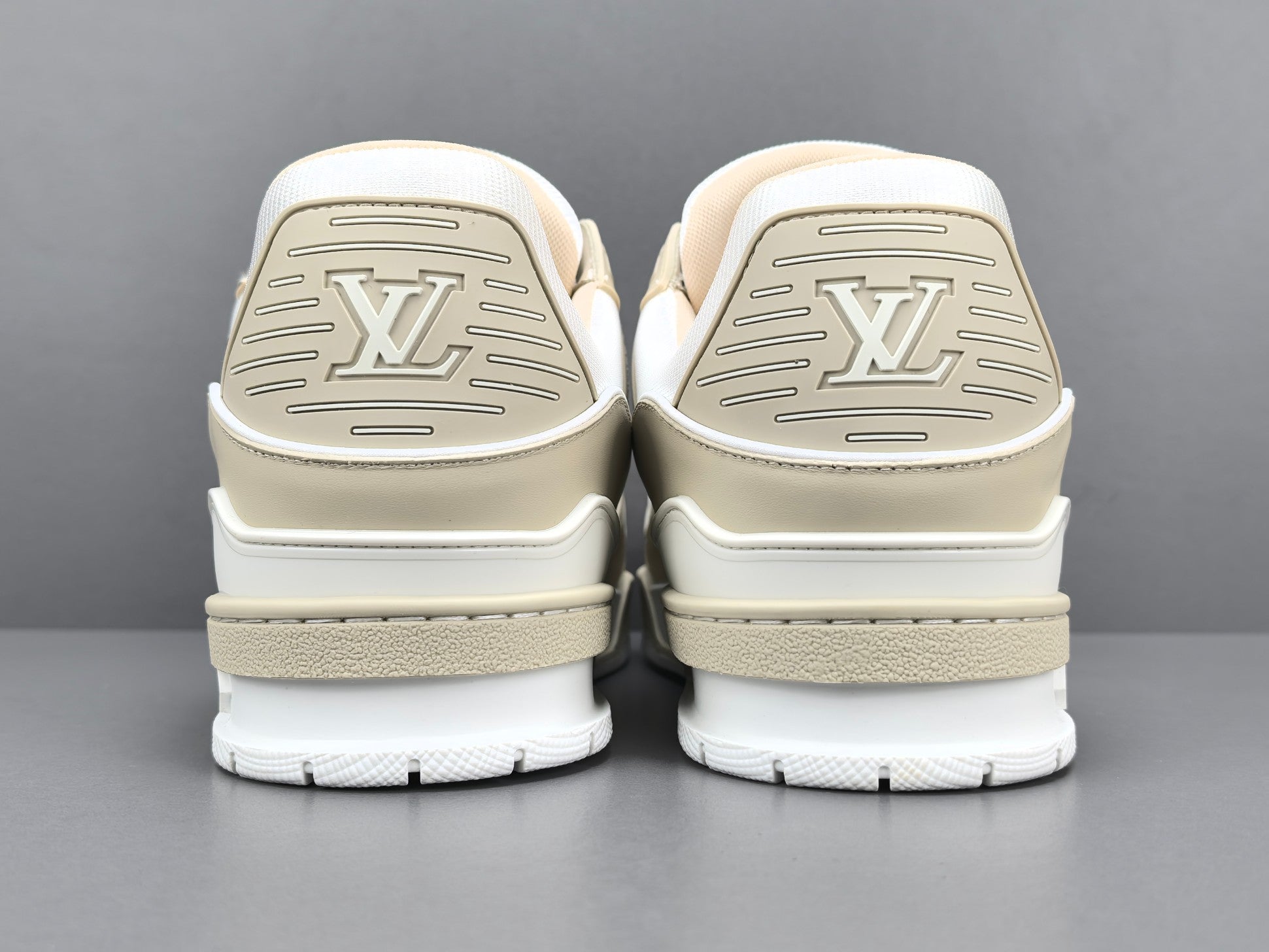 Lv Trainer