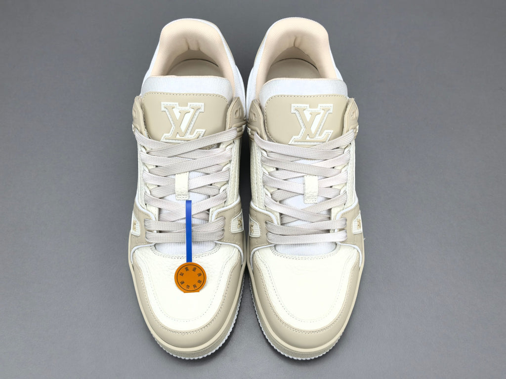 Lv Trainer