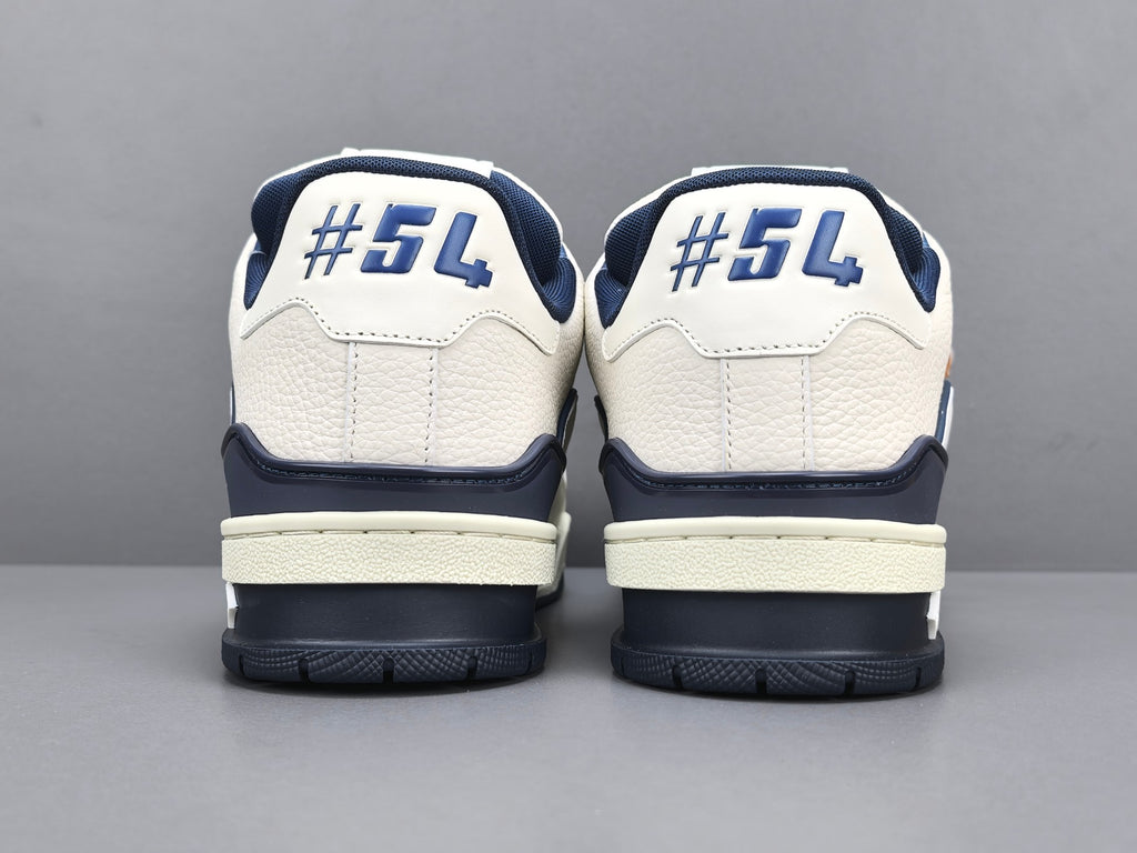 Lv Trainer