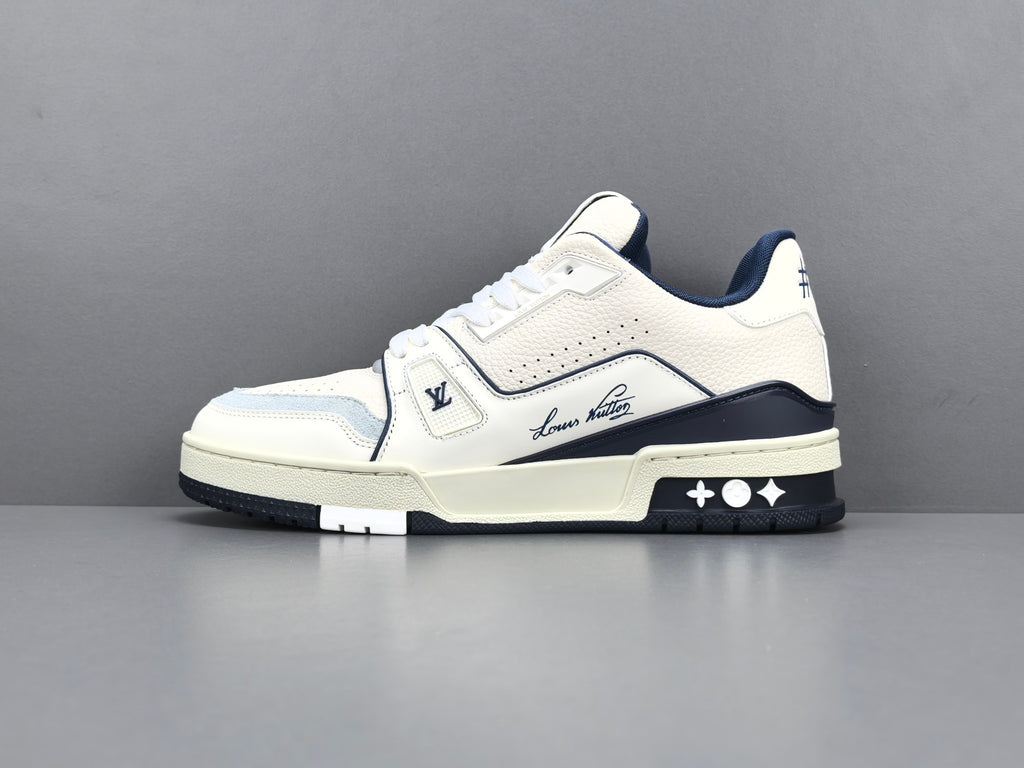 Lv Trainer