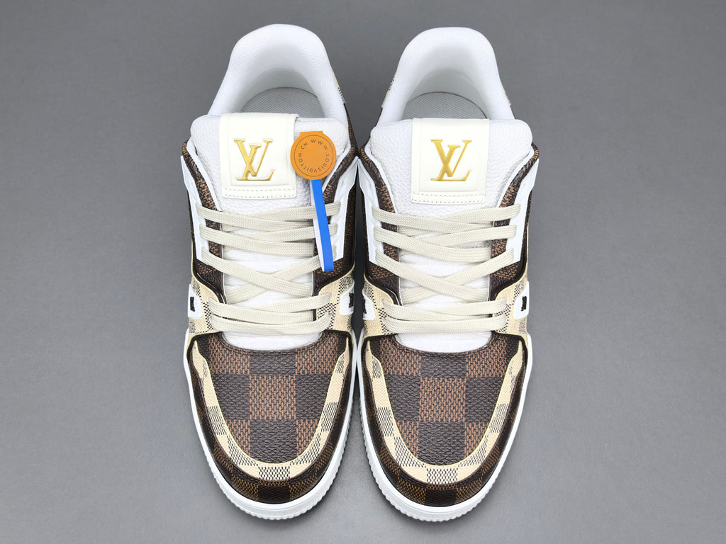 Lv Trainer