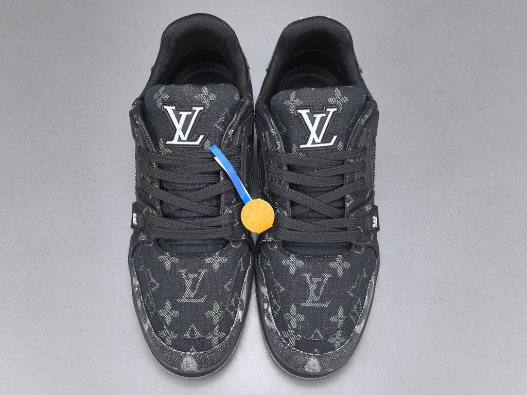 Lv Trainer