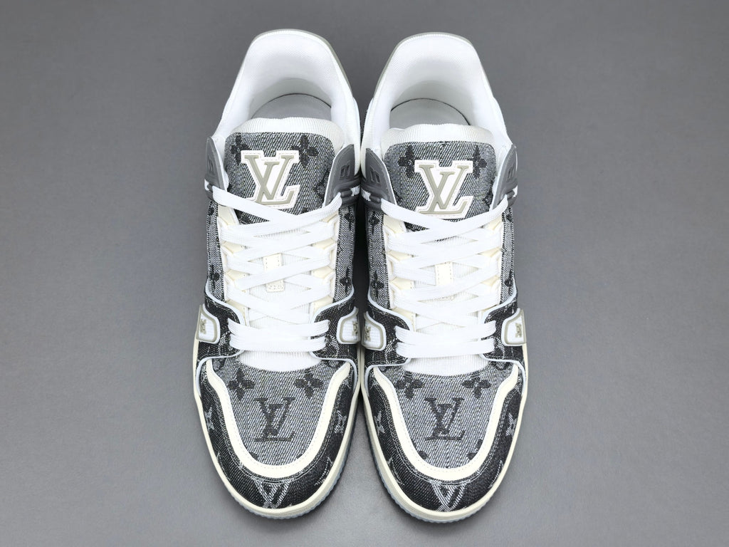 Lv Trainer