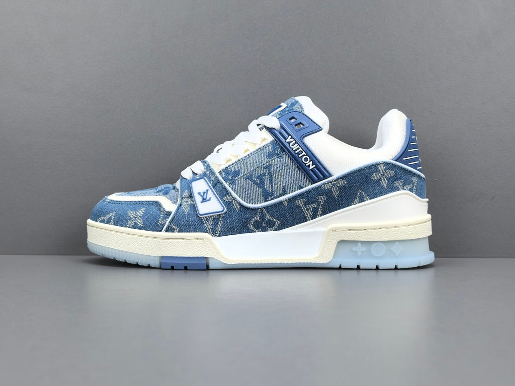 Lv Trainer