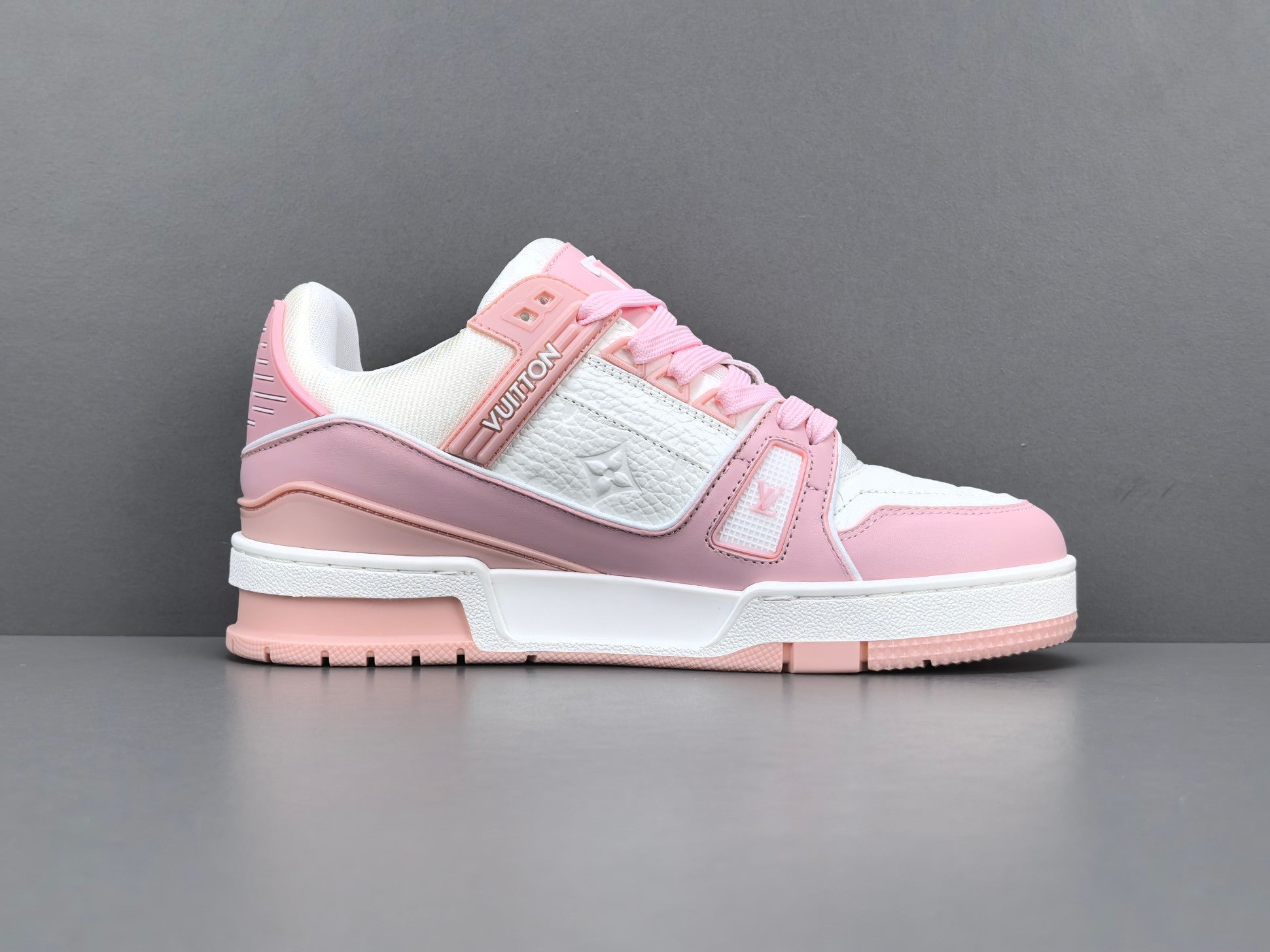 Lv Trainer