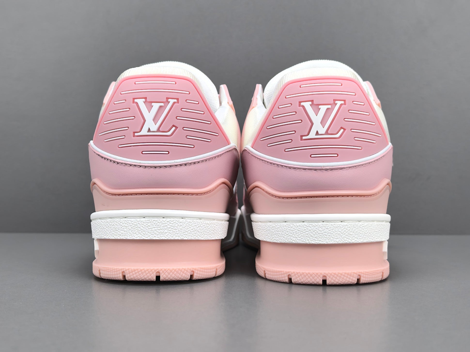 Lv Trainer