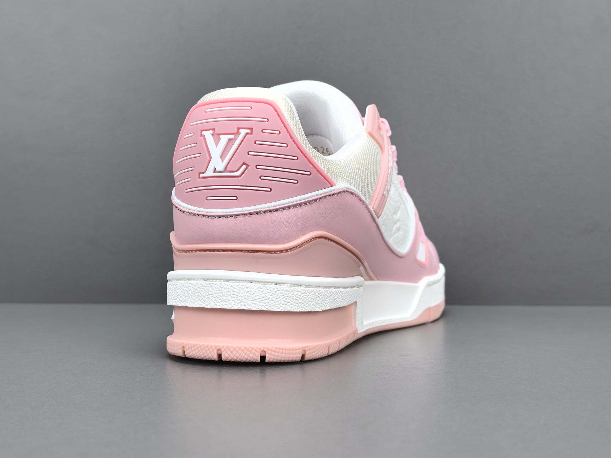 Lv Trainer
