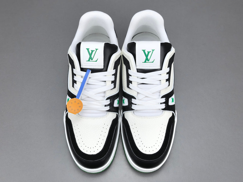 Lv Trainer