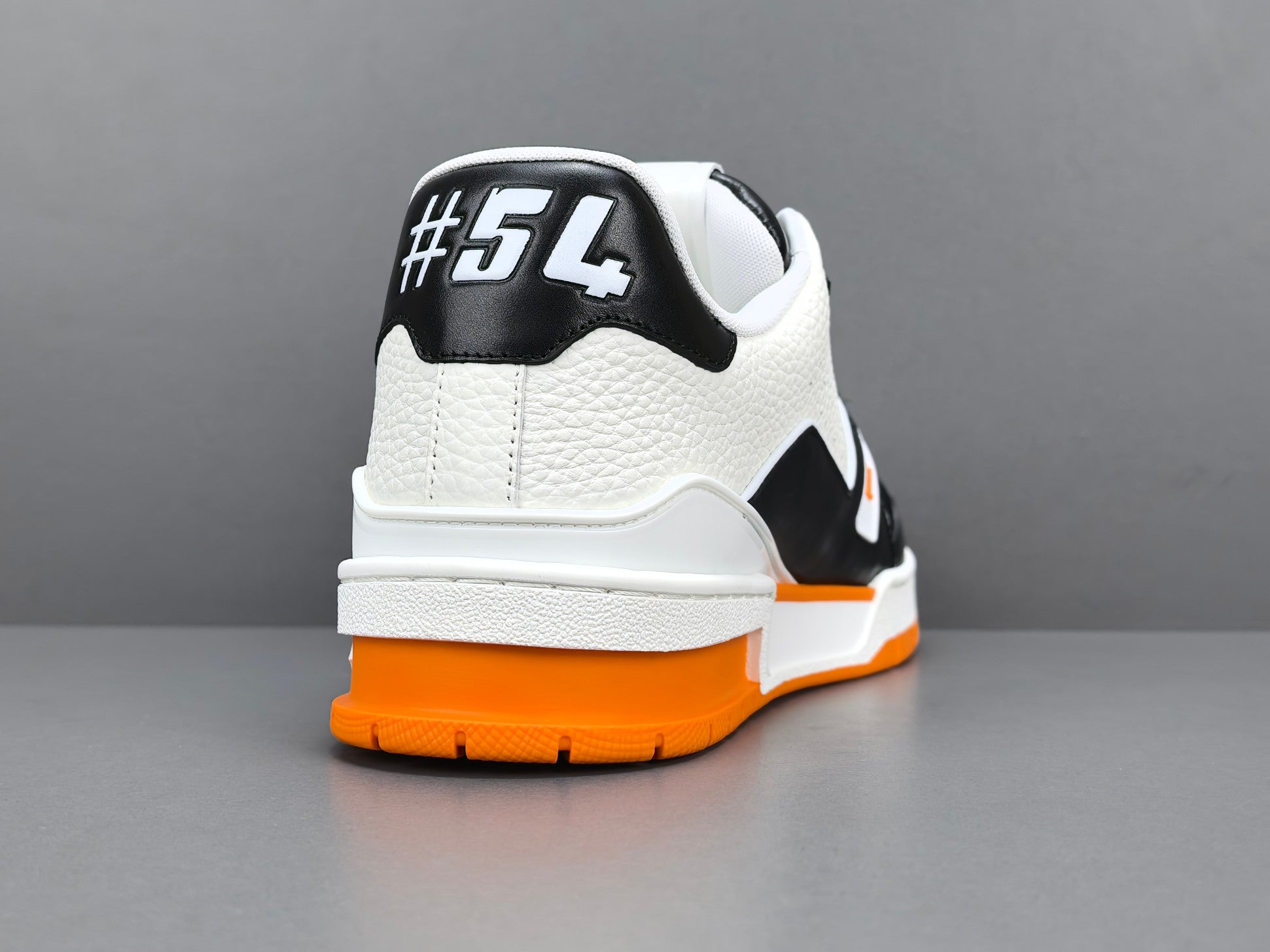 Lv Trainer