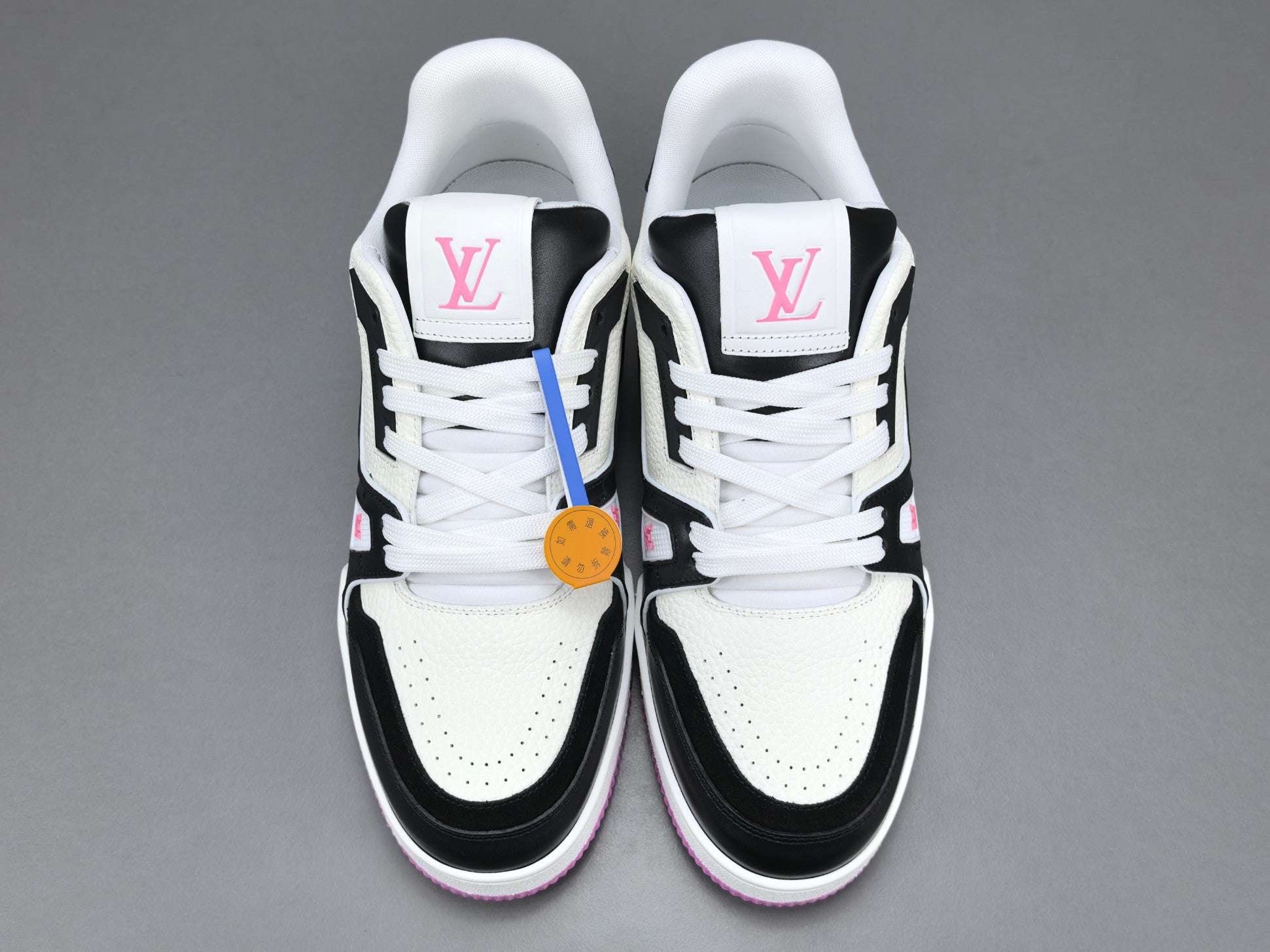 Lv Trainer
