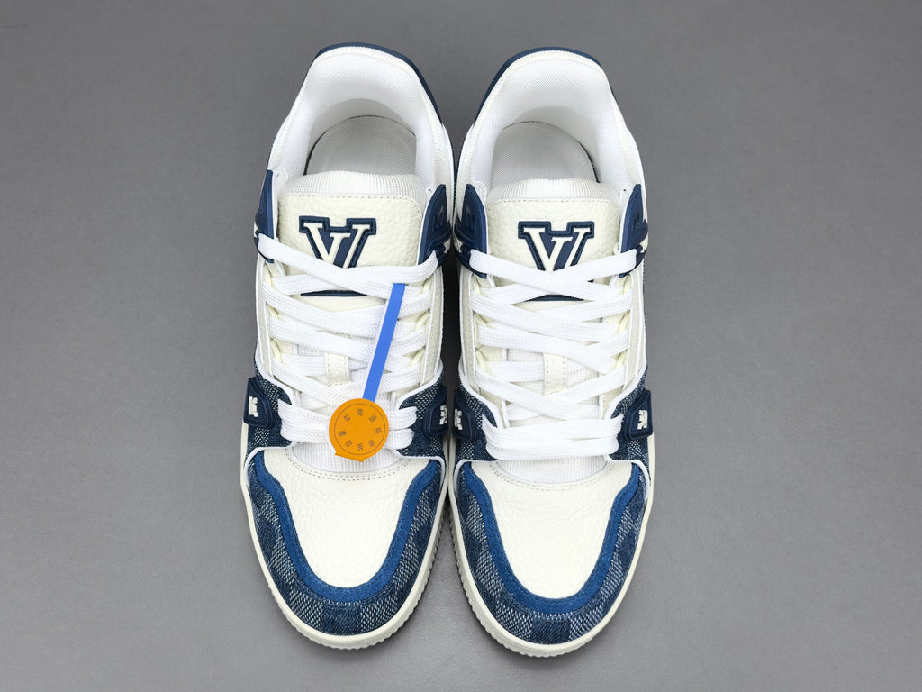 Lv Trainer