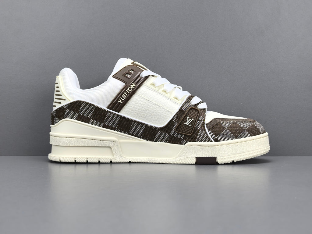 Lv Trainer