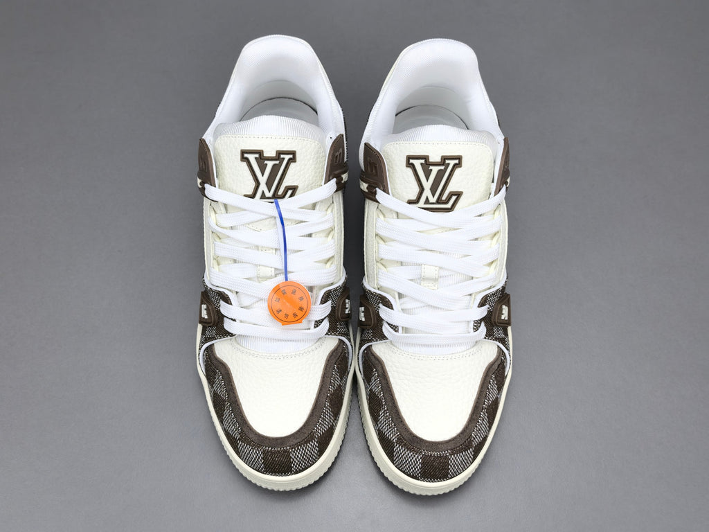 Lv Trainer