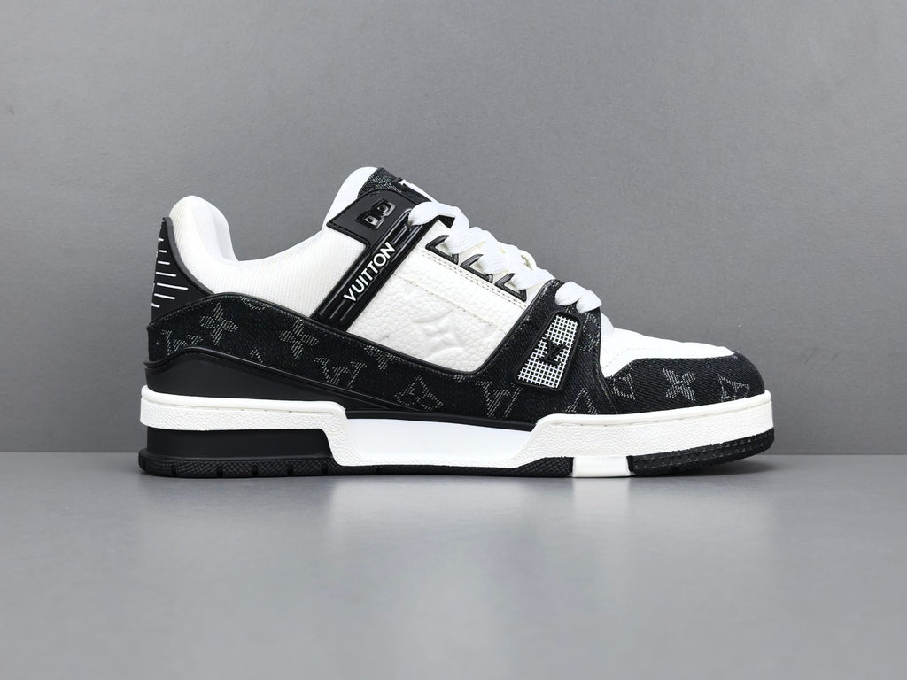 Lv Trainer