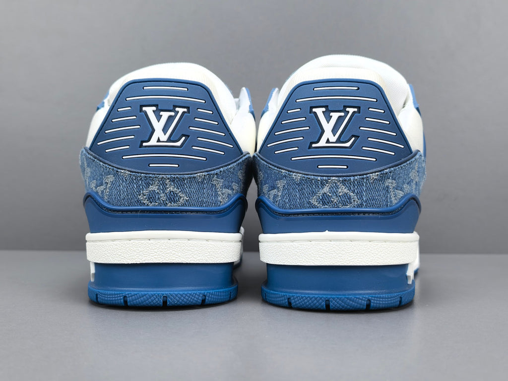 Lv Trainer