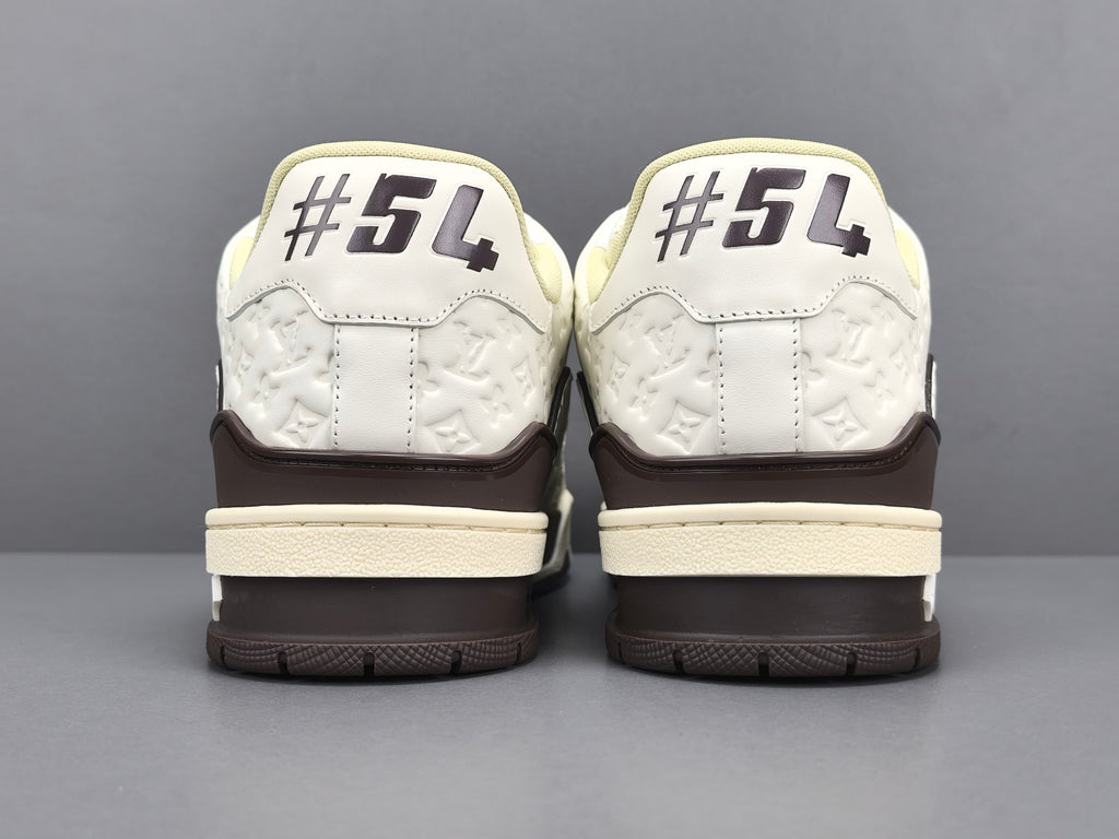 Lv Trainer