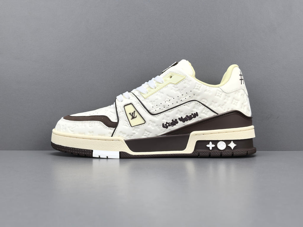 Lv Trainer