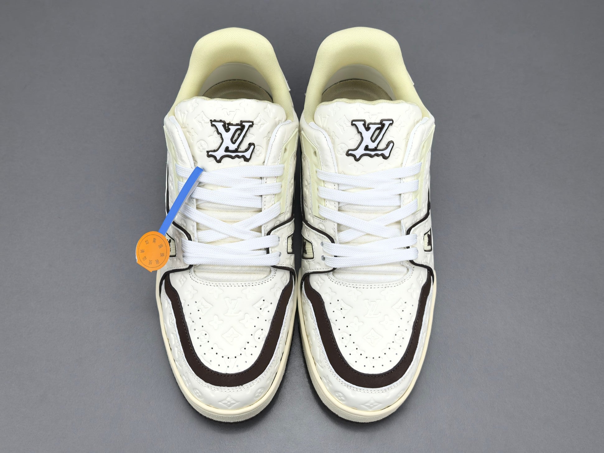 Lv Trainer