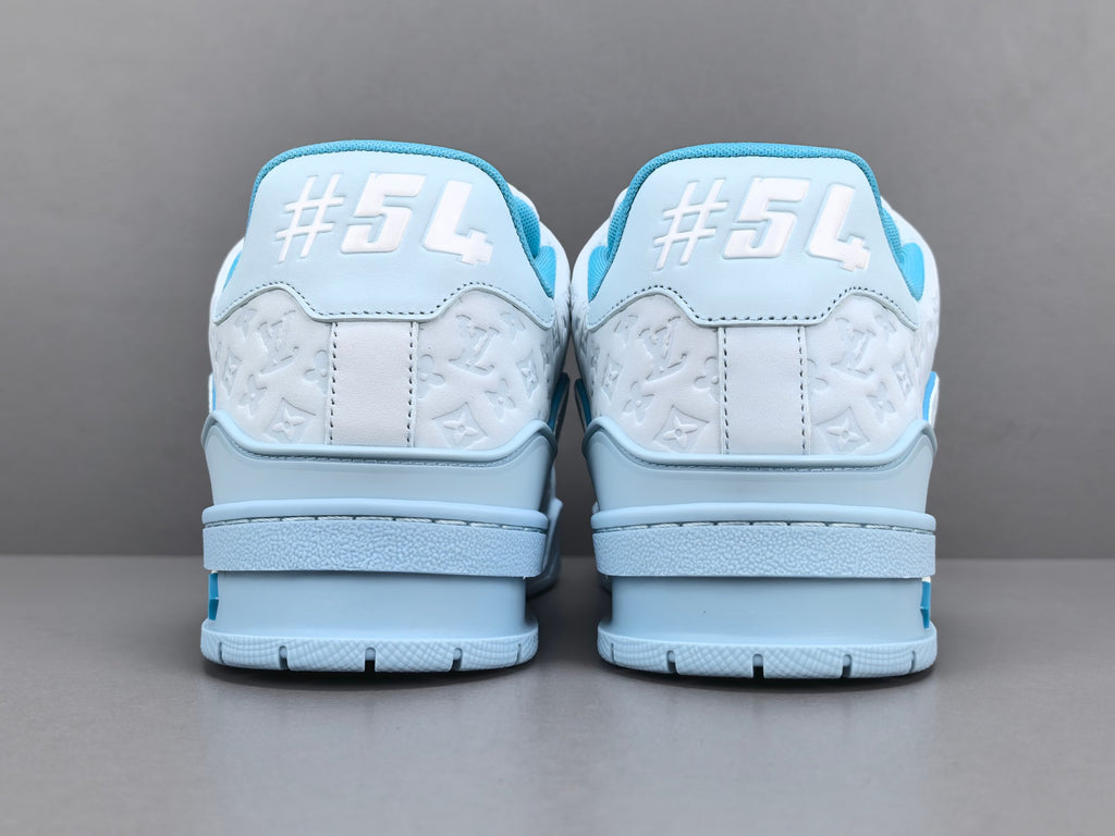 Lv Trainer