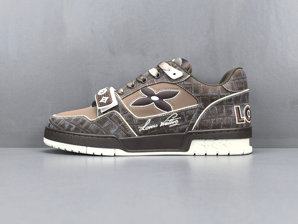 Lv Trainer