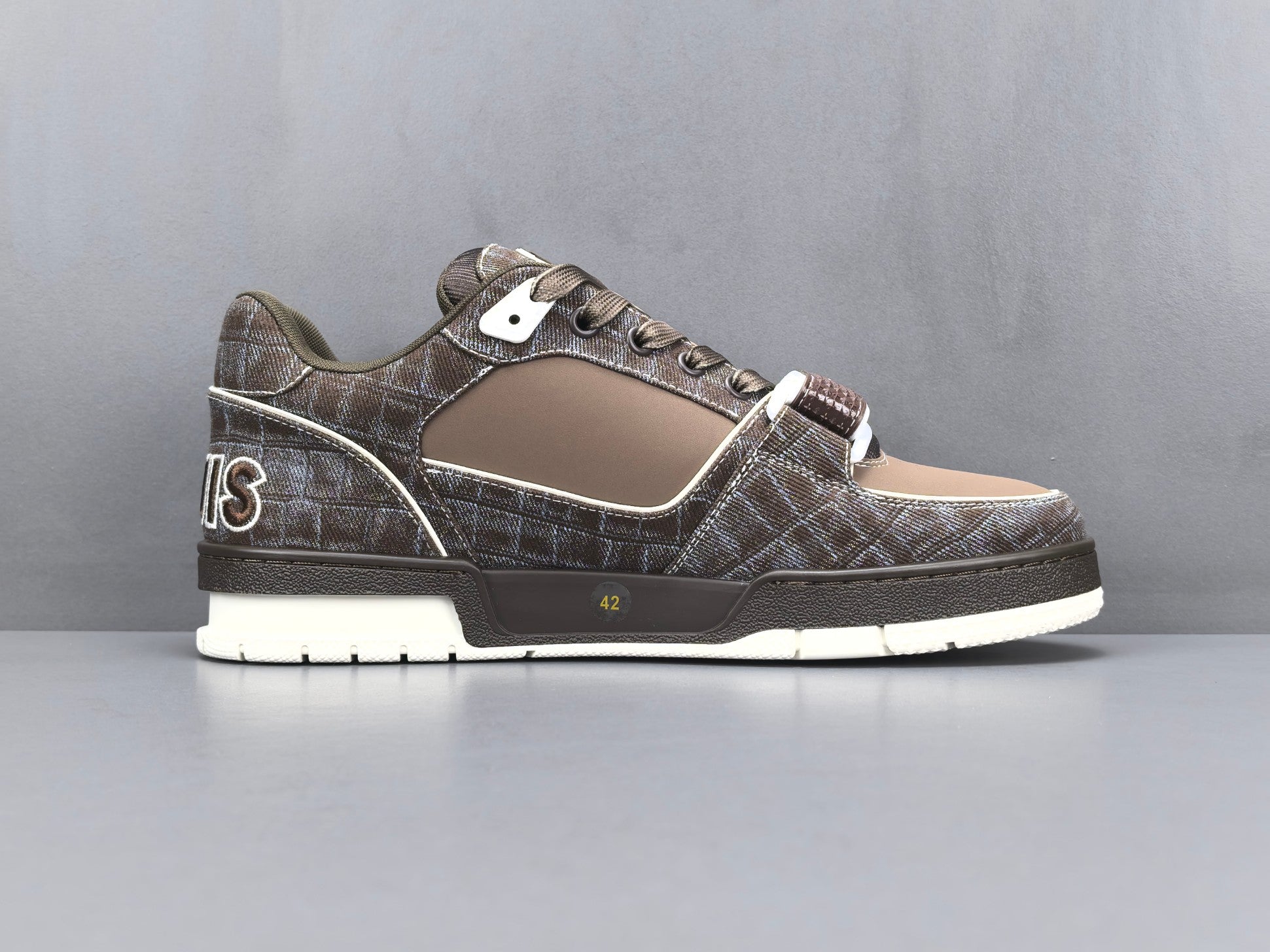 Lv Trainer
