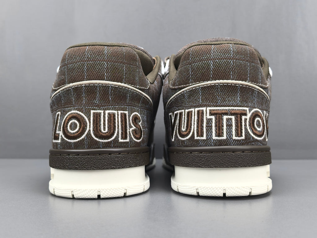 Lv Trainer